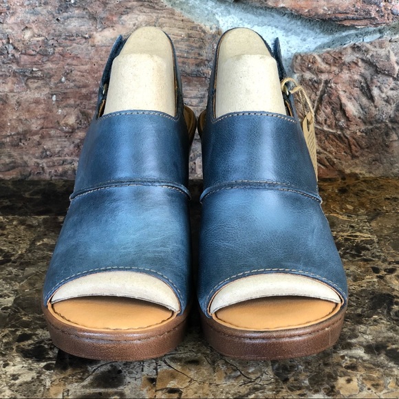 BORN Wekiva Leather Open Toe Ankle Strap sandals - Picture 4 of 11